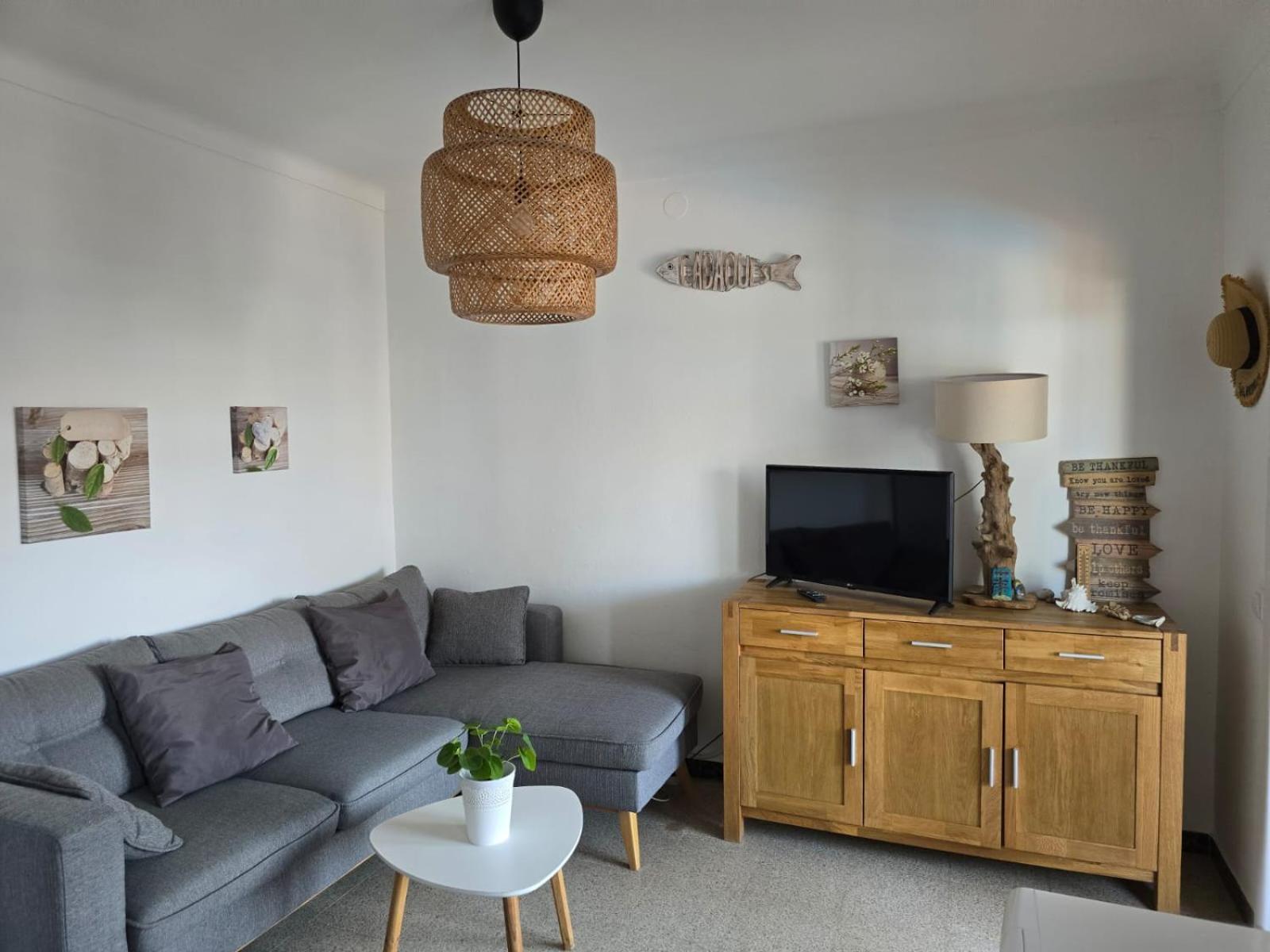 Cosy Apartment Of L'Escala Beach Kültér fotó
